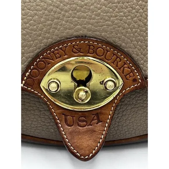 Dooney & Bourke Authenticated Vintage ALW Taupe Saddle Bag Cavalry Troop USA - Picture 2 of 15